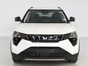 Mahindra XUV 3XO 1.2T AX5L - Image 7