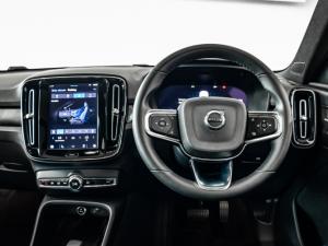Volvo XC40 Recharge Twin Motor Ultimate - Image 10