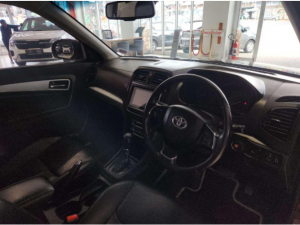 Toyota Urban Cruiser 1.5 XR auto - Image 9