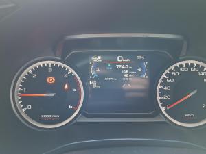 Isuzu D-Max 3.0TD double cab V-Cross 4x4 - Image 14