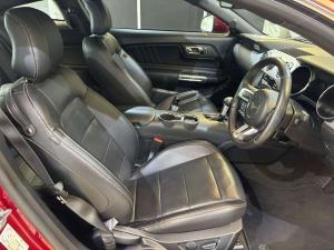 Ford Mustang 5.0 GT fastback auto - Image 11