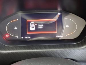 Nissan Magnite 1.0 Turbo Acenta Plus auto - Image 15