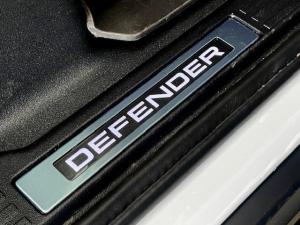 Land Rover Defender 90 D350 X-Dynamic HSE - Image 12