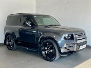 Land Rover Defender 90 D350 X-Dynamic HSE - Image 22