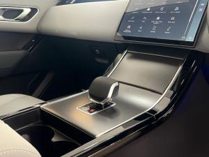 Land Rover Range Rover Velar D300 Dynamic SE - Image 13