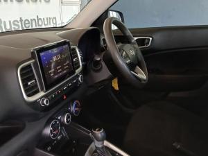 Hyundai Venue 1.0T Motion auto - Image 17