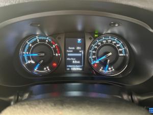 Toyota Hilux 2.8GD-6 Xtra cab 4x4 Legend auto - Image 9