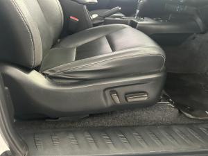 Toyota Hilux 2.8GD-6 Xtra cab 4x4 Legend auto - Image 14