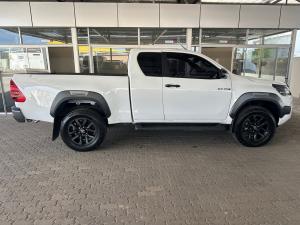 Toyota Hilux 2.8GD-6 Xtra cab 4x4 Legend auto - Image 3