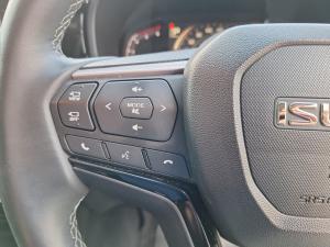 Isuzu mu-X 3.0TD LSE - Image 9