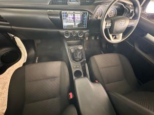 Toyota Hilux 2.4GD-6 SRX - Image 6