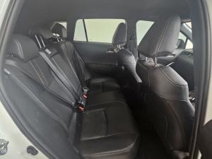 Toyota Corolla Cross 1.8 HEV XS - Image 13