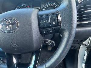 Toyota Hilux 2.8GD-6 double cab Legend manual - Image 10