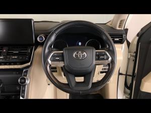 Toyota Land Cruiser 300 3.3D ZX - Image 8