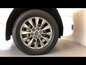 Toyota Land Cruiser 300 3.3D ZX - Image 17