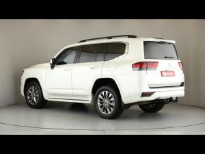 Toyota Land Cruiser 300 3.3D ZX - Image 21