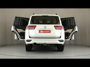 Toyota Land Cruiser 300 3.3D ZX - Image 24