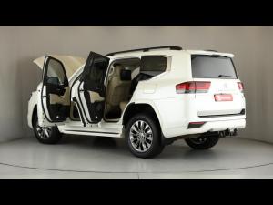 Toyota Land Cruiser 300 3.3D ZX - Image 25