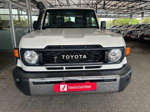 Toyota Land Cruiser 79 4.5D-4D V8 double cab LX - Image 4