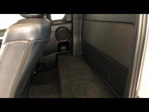 Toyota Hilux 2.8GD-6 Xtra cab Legend manual - Image 11