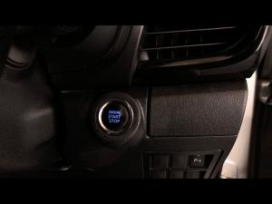 Toyota Hilux 2.8GD-6 Xtra cab Legend manual - Image 16