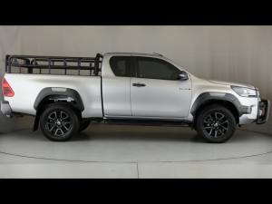 Toyota Hilux 2.8GD-6 Xtra cab Legend manual - Image 3