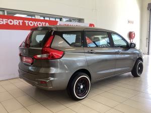 Toyota Rumion 1.5 SX manual - Image 2