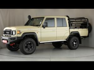 Toyota Land Cruiser 79 4.5D-4D V8 double cab LX - Image 23