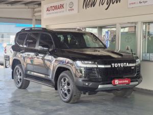 Toyota Land Cruiser 300 3.3D GR-Sport - Image 1