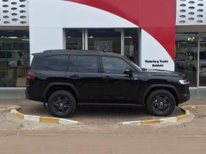 Toyota Land Cruiser 300 3.3D GR-Sport - Image 3