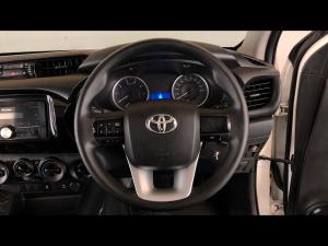 Toyota Hilux 2.4GD-6 double cab 4x4 SR - Image 8