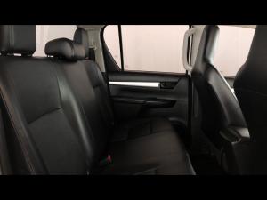 Toyota Hilux 2.4GD-6 double cab 4x4 SR - Image 12