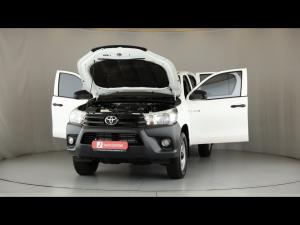 Toyota Hilux 2.4GD-6 double cab 4x4 SR - Image 28