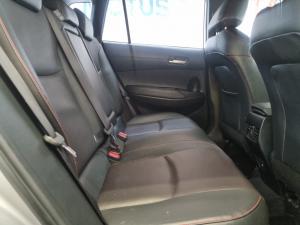 Toyota Corolla Cross 1.8 Hybrid GR-Sport - Image 14