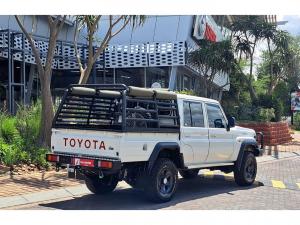 Toyota Land Cruiser 79 2.8GD-6 double cab - Image 2