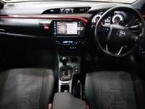 Toyota Hilux 2.8 GD-6 GR-S 4X4 automaticD/C - Image 6