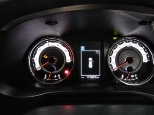 Toyota Hilux 2.8 GD-6 GR-S 4X4 automaticD/C - Image 9