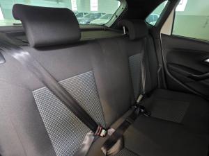 Volkswagen Polo Vivo 1.4 Comfortline - Image 17