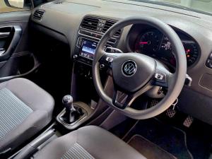 Volkswagen Polo Vivo 1.4 Comfortline - Image 4