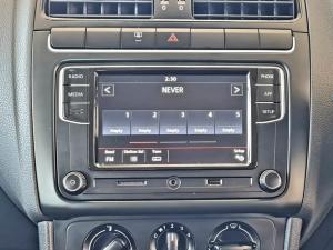 Volkswagen Polo Vivo 1.4 Comfortline - Image 4