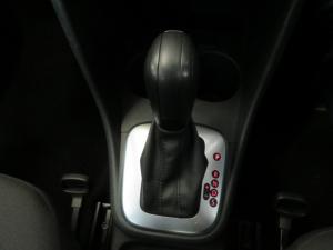 Volkswagen Polo Vivo 1.6 Comfortline TIP - Image 16