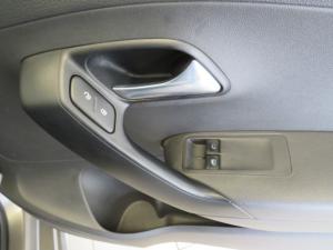 Volkswagen Polo Vivo 1.4 Trendline - Image 16