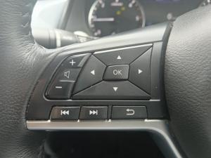 Nissan Navara 2.5DDTI LE/LE Plus 4X4 D/C - Image 13