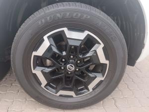 Nissan Navara 2.5DDTI LE/LE Plus 4X4 D/C - Image 23