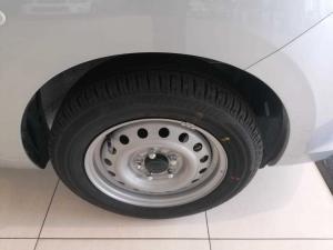 Toyota Rumion 1.5 S - Image 10