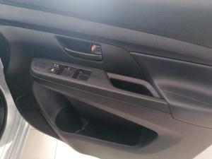 Toyota Rumion 1.5 S - Image 15