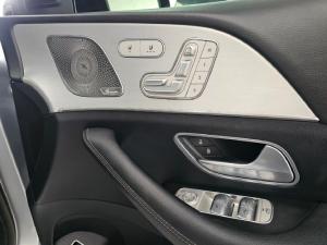 Mercedes-Benz GLE GLE300d 4Matic - Image 14