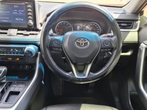 Toyota RAV4 2.0 GX auto - Image 5