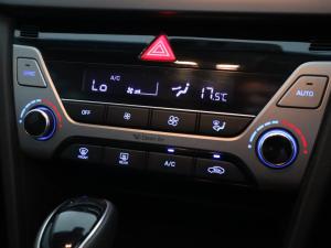 Hyundai Elantra 2.0 Elite - Image 15