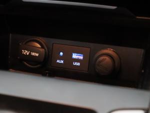 Hyundai Elantra 2.0 Elite - Image 16
